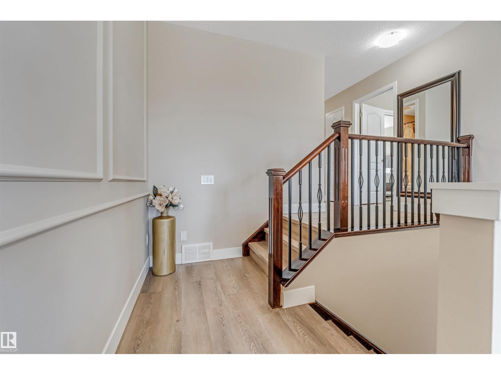 5156 2 AV SW SW - 30