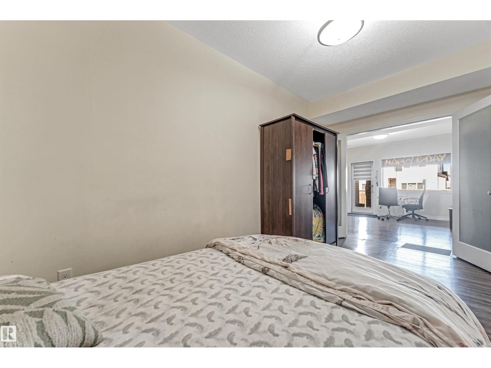 5156 2 AV SW SW - 54