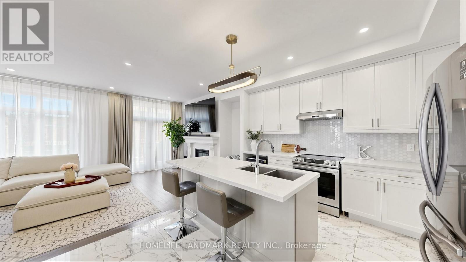 1329 MERTON ROAD - 12