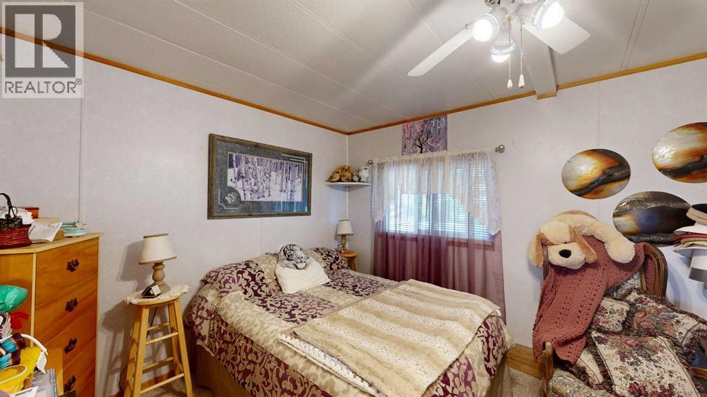 Listing photo – 5910 Spruce Park Crescent, Stettler