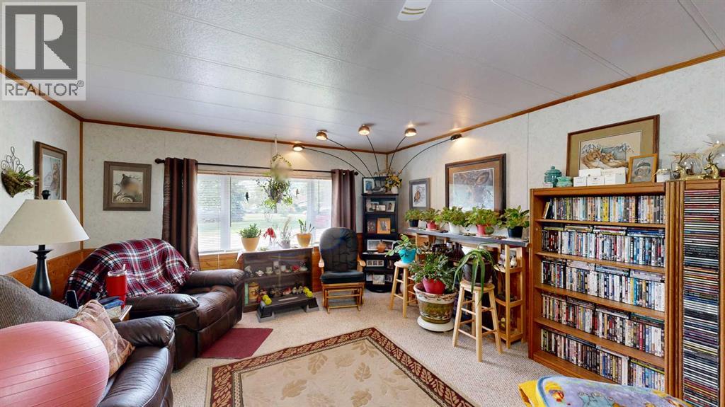 Listing photo – 5910 Spruce Park Crescent, Stettler