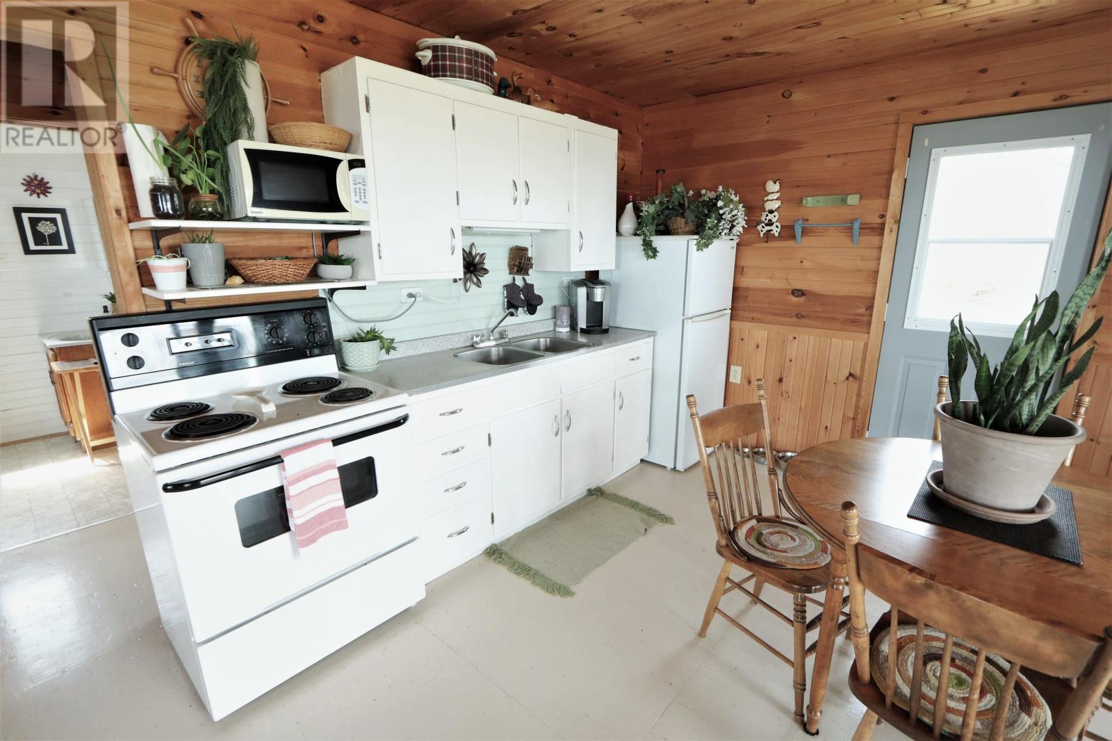 171 Suzannes Lane - 7