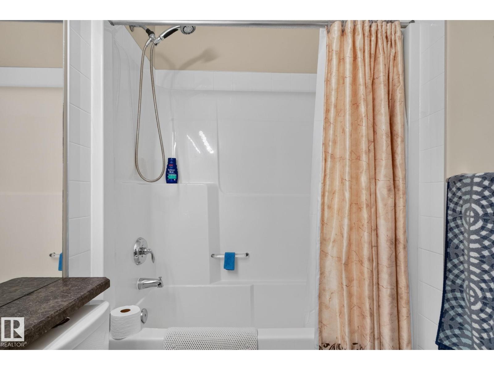 7858 170A AV NW - 33