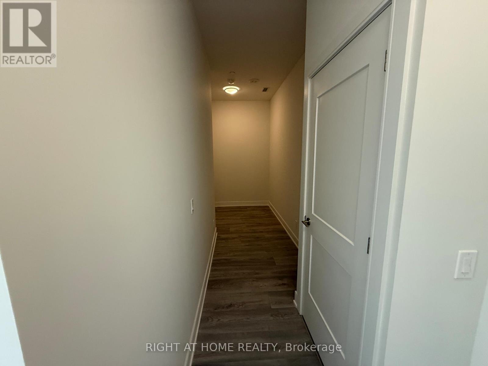 #PH03 15 ELLERSLIE AVENUE - 12
