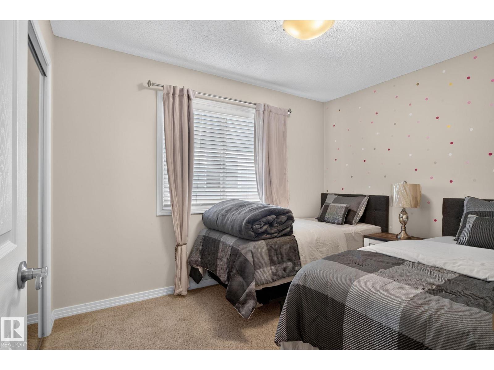 7858 170A AV NW - 34