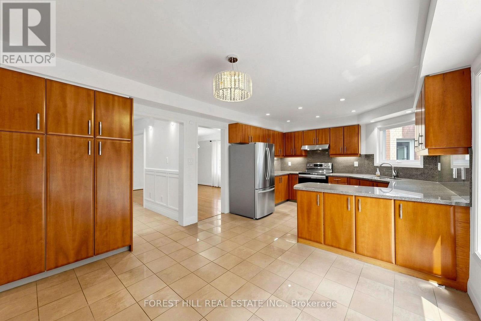 47 EDENBRIDGE DRIVE - 11