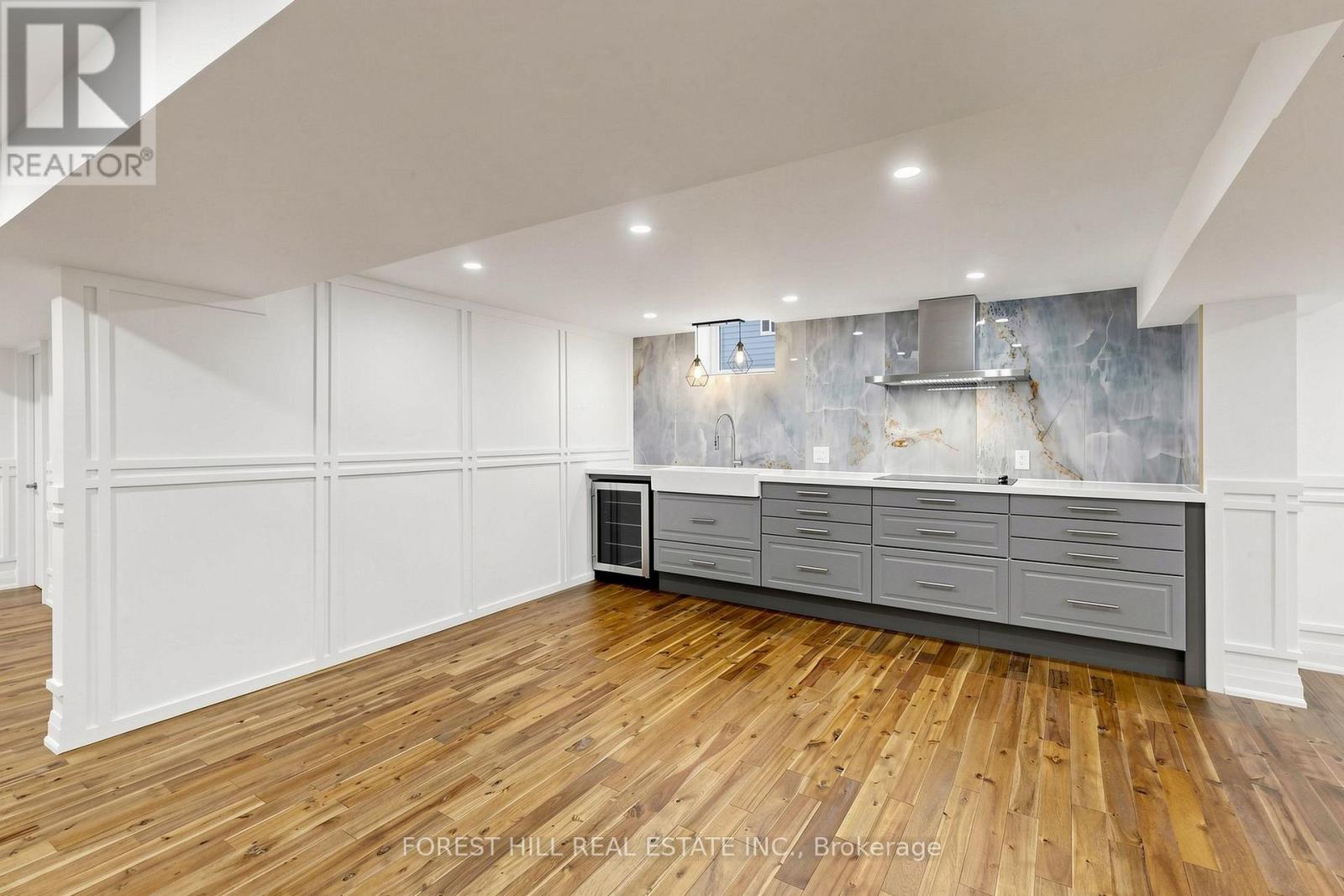 47 EDENBRIDGE DRIVE - 30