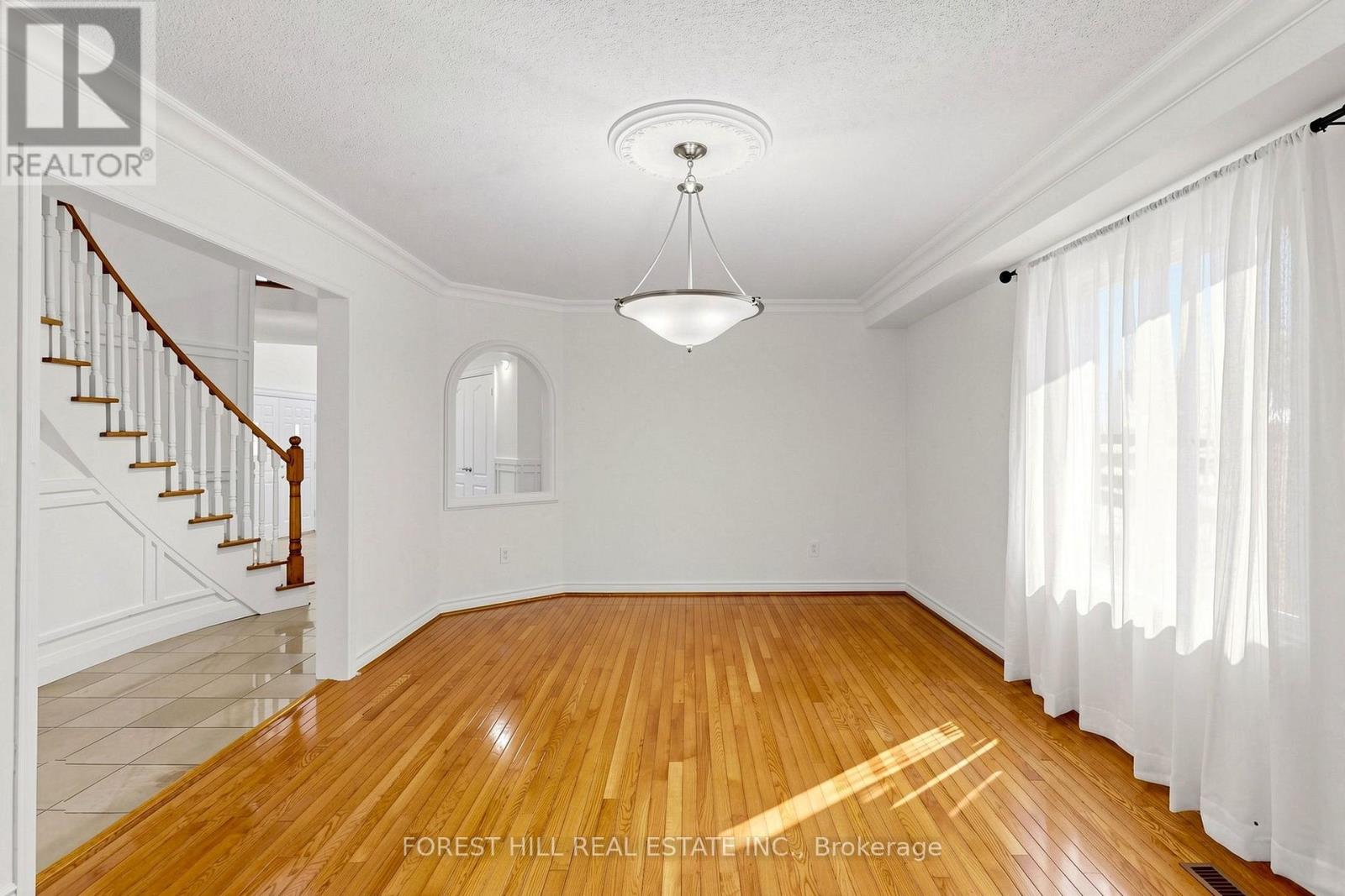 47 EDENBRIDGE DRIVE - 6