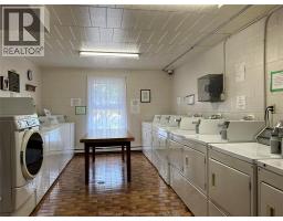 6563 Thornberry, Windsor, ON N8T3A6 Photo 18