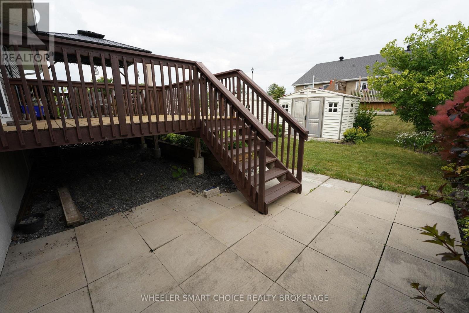 53 MERCIER AVENUE E - 29