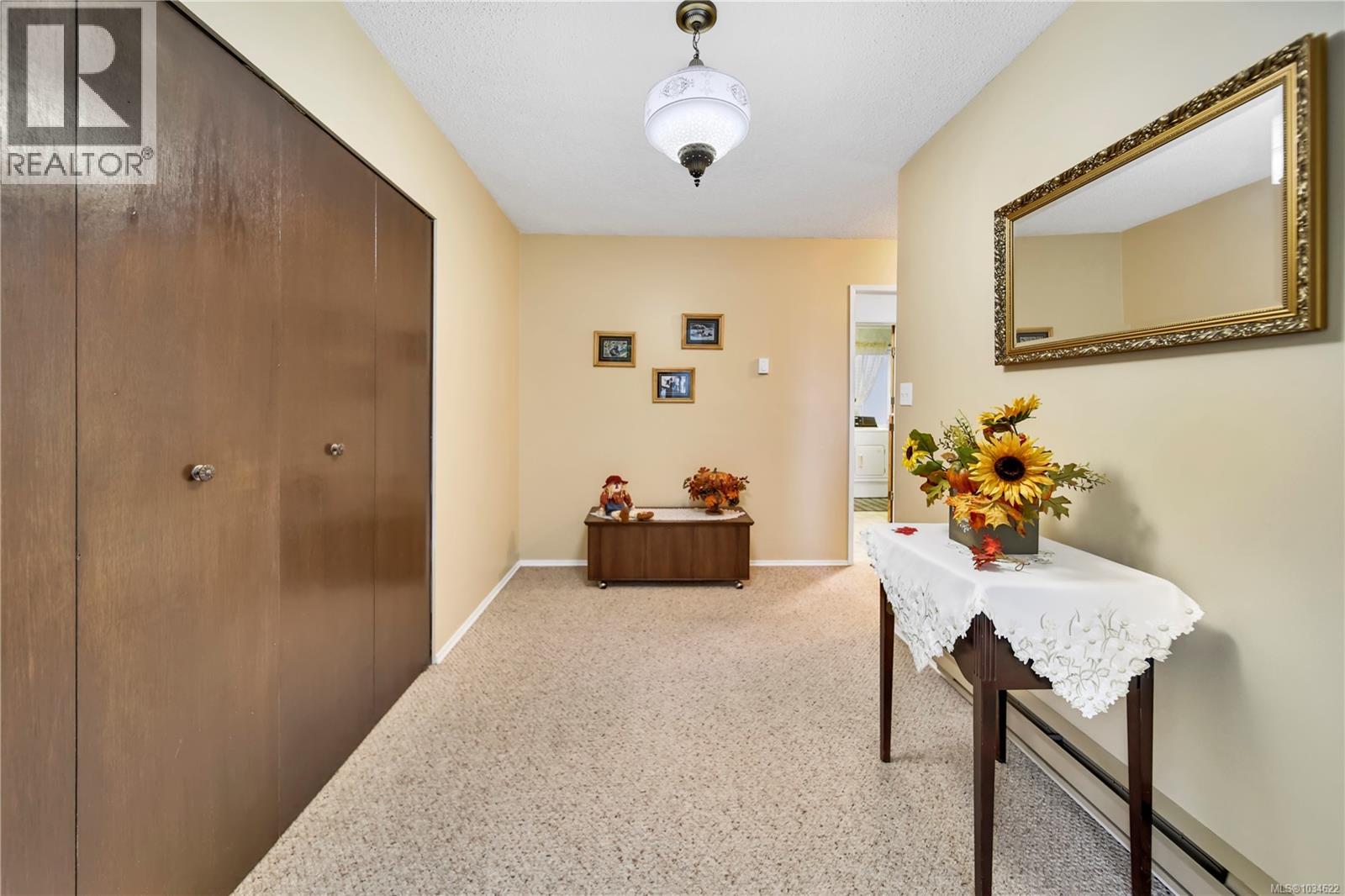 3950 Dunsmuir St - 6