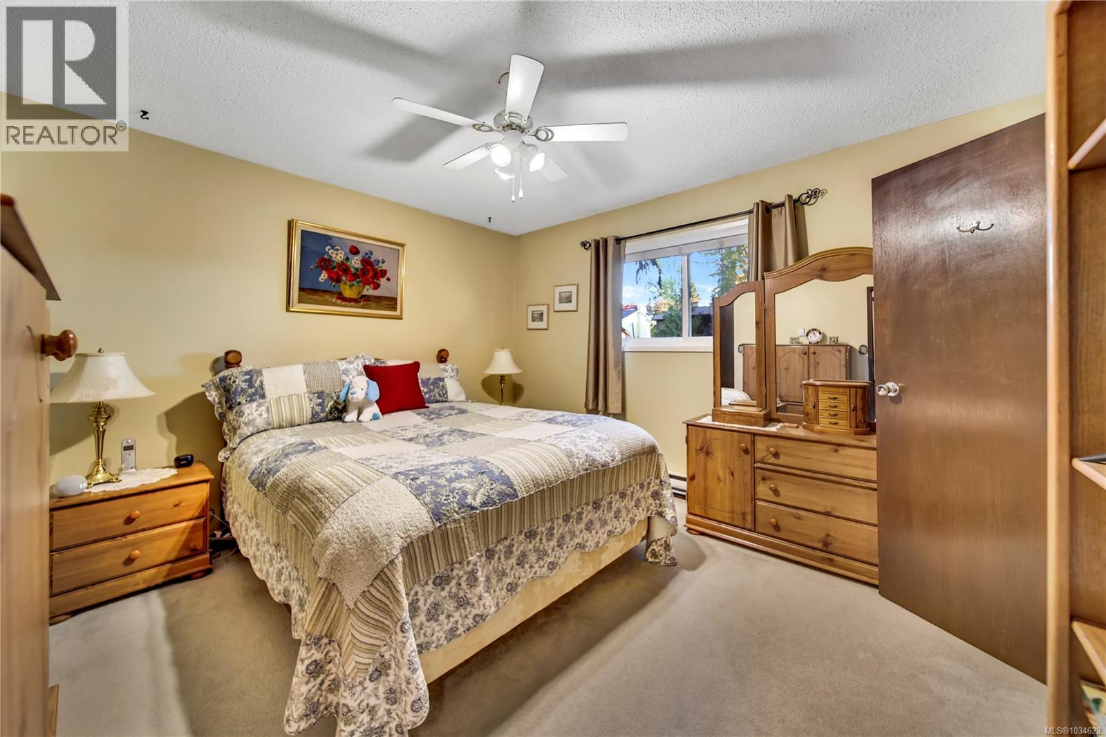3950 Dunsmuir St - 17