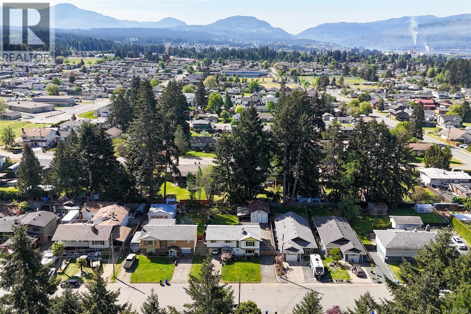 3950 Dunsmuir St - 36