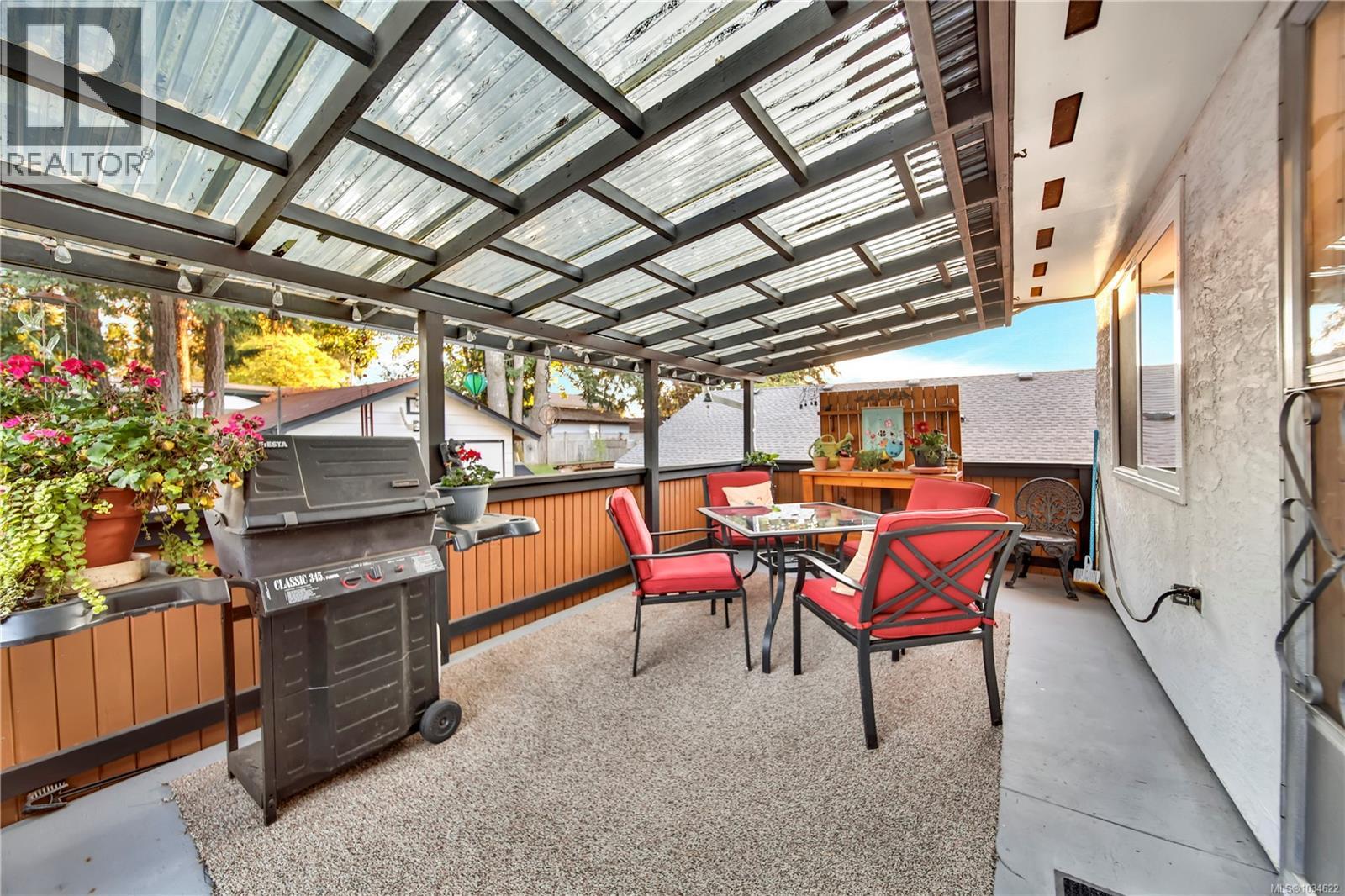 3950 Dunsmuir St - 14