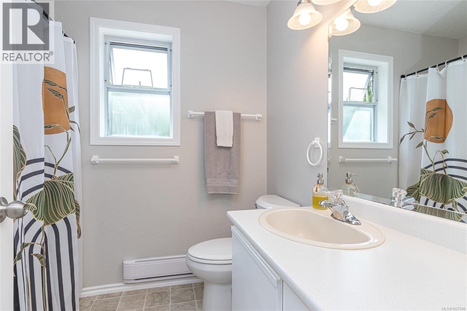 5536 Ventura Dr - 27