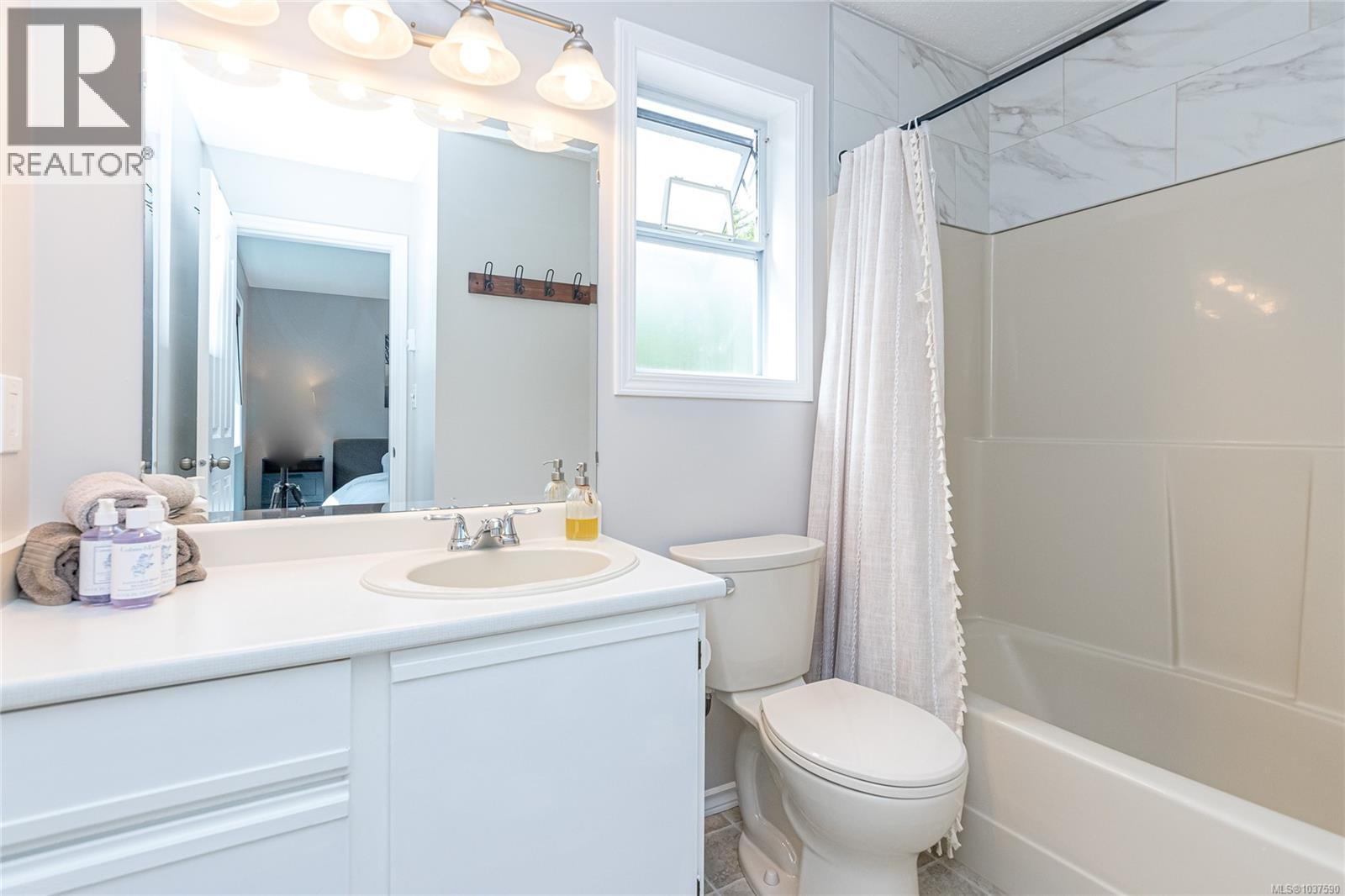 5536 Ventura Dr - 26
