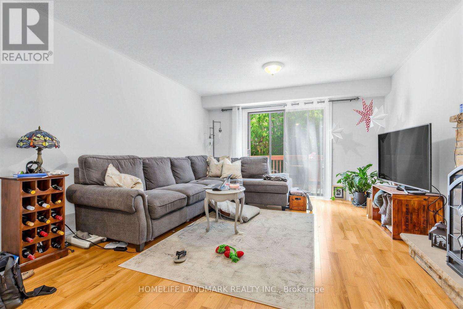 874 SPARROW ROAD - 15