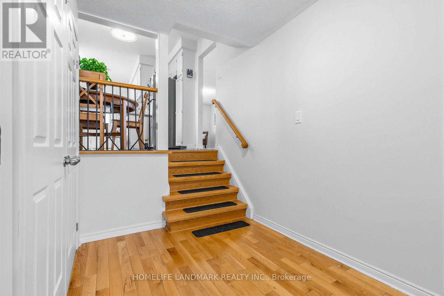 874 SPARROW ROAD - 19