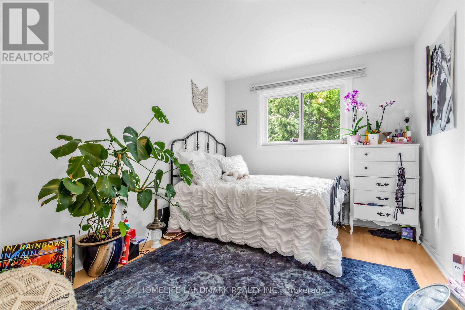 874 SPARROW ROAD - 24