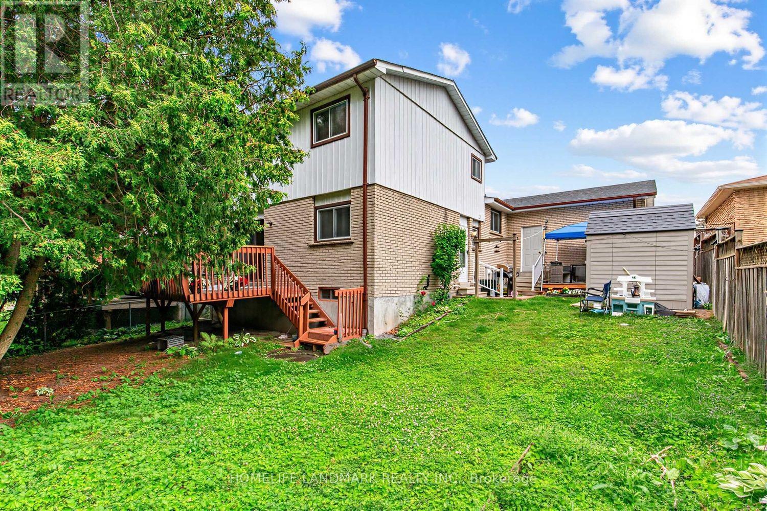 874 SPARROW ROAD - 32