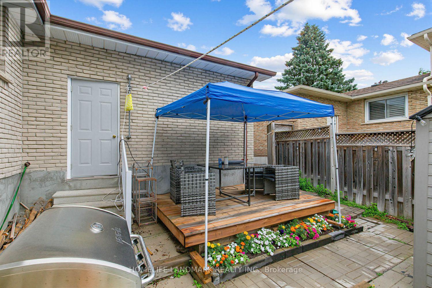 874 SPARROW ROAD - 34