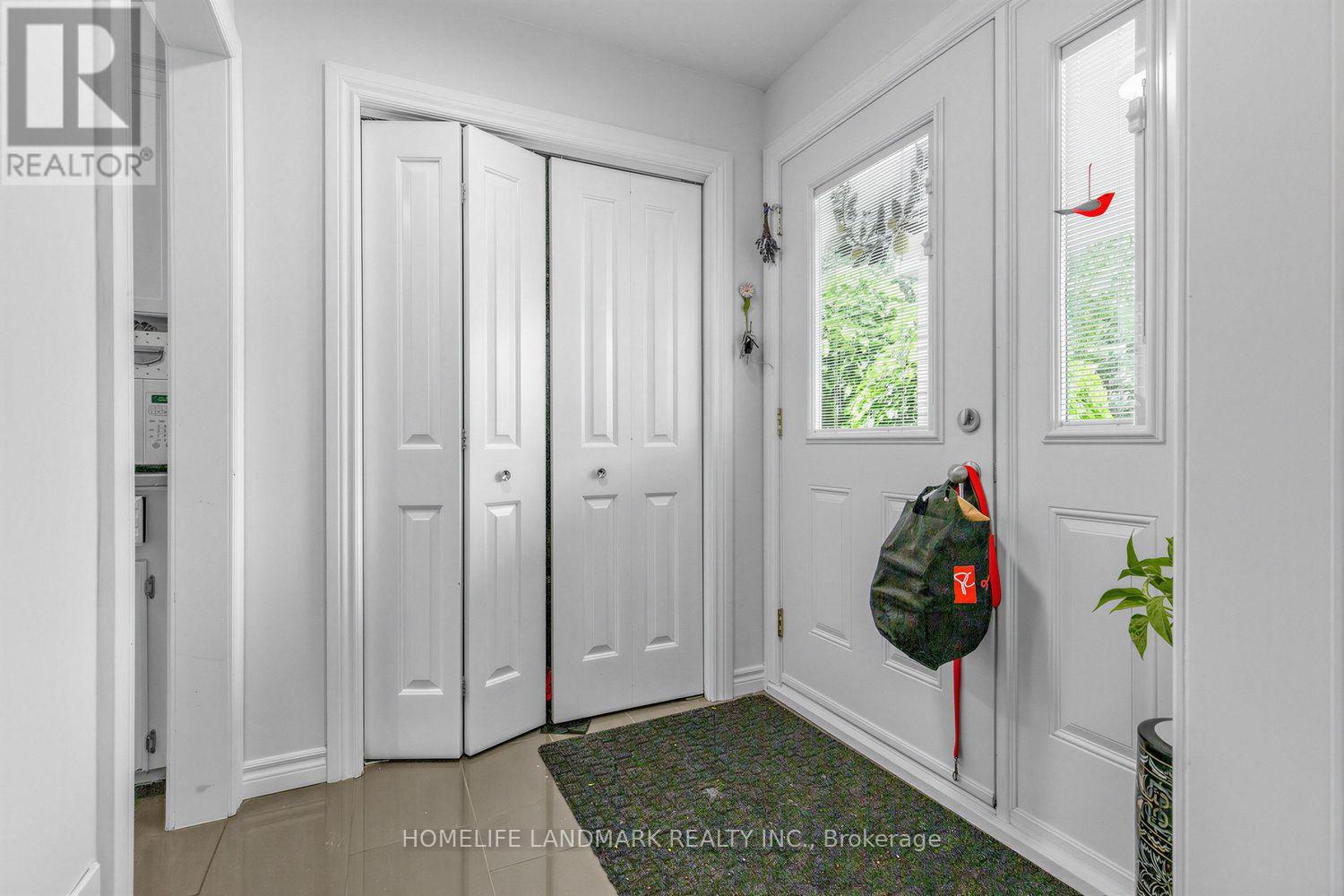 874 SPARROW ROAD - 4