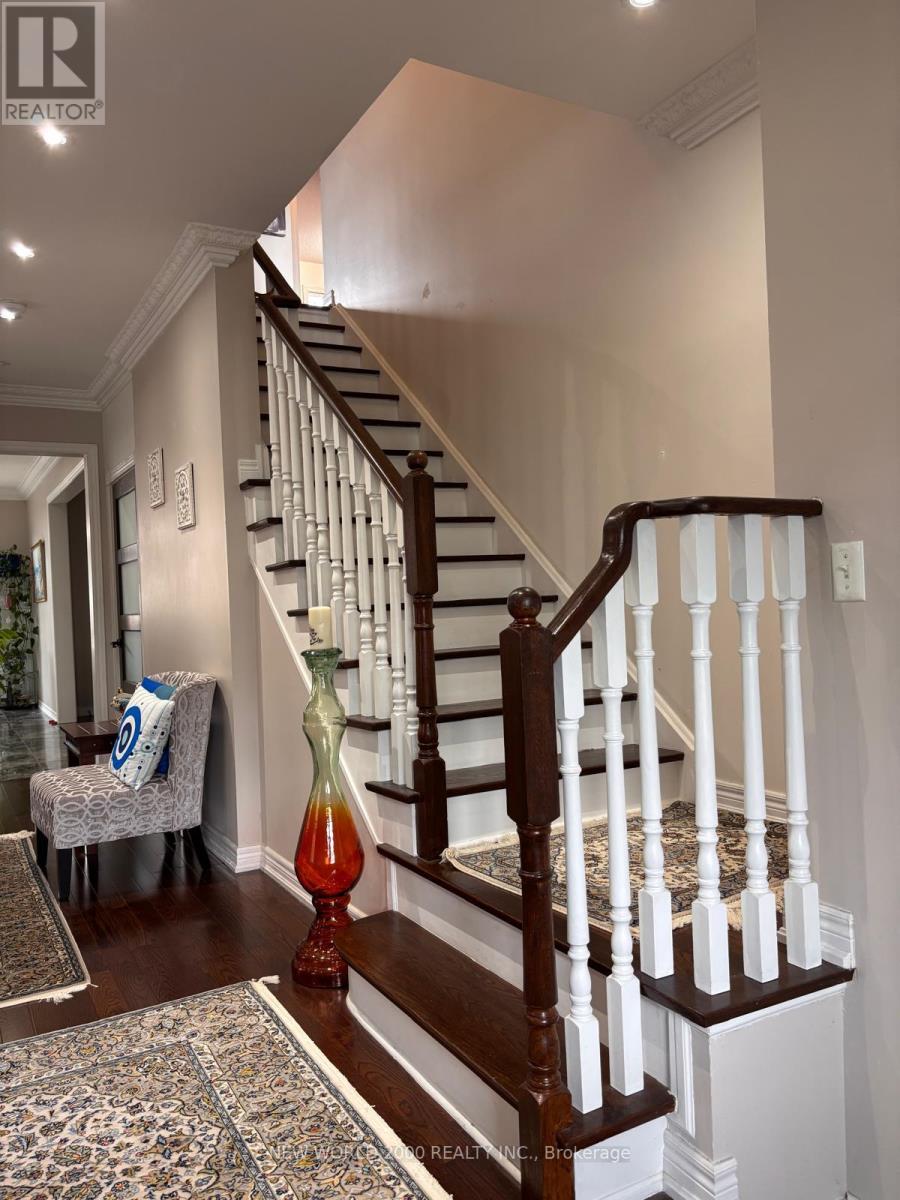 137 FITZGERALD CRESCENT - 10