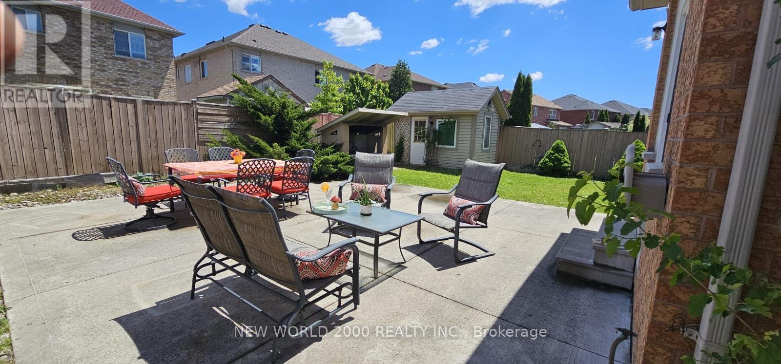 137 FITZGERALD CRESCENT - 35