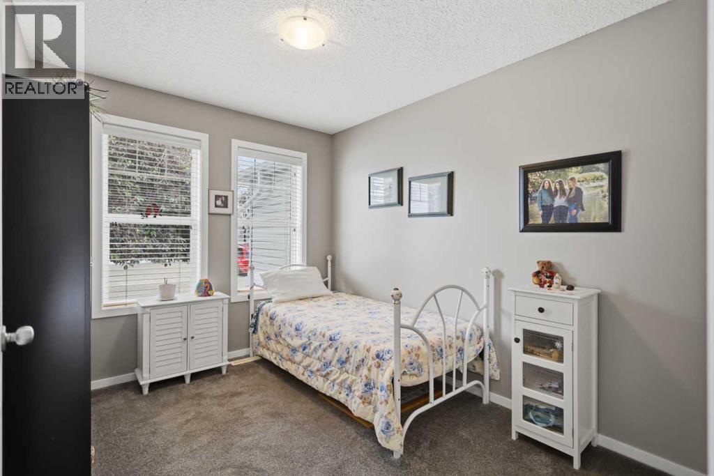 Listing photo – 459 Jenkins Drive, Red Deer