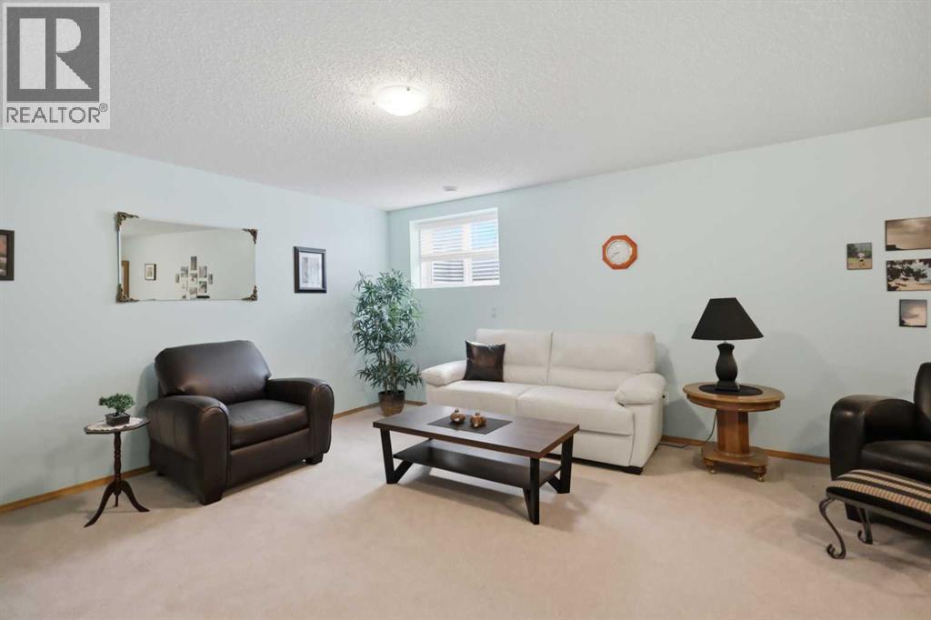 Listing photo – 459 Jenkins Drive, Red Deer
