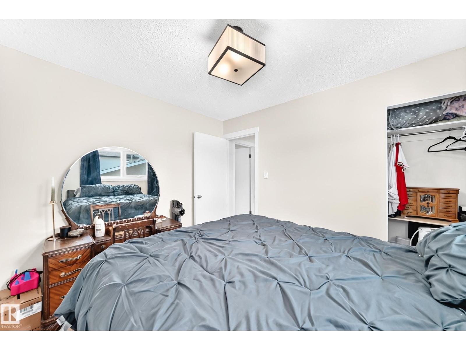 4228 114 AV NW — photo 25