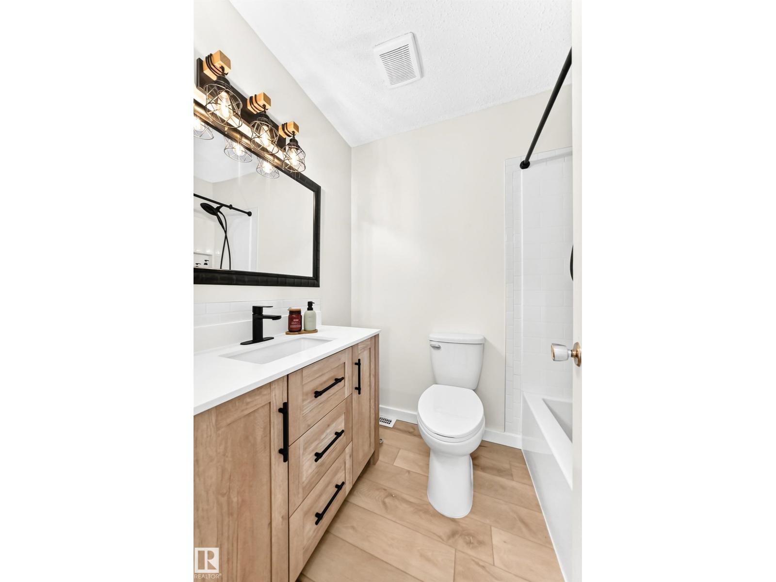 4228 114 AV NW — photo 29