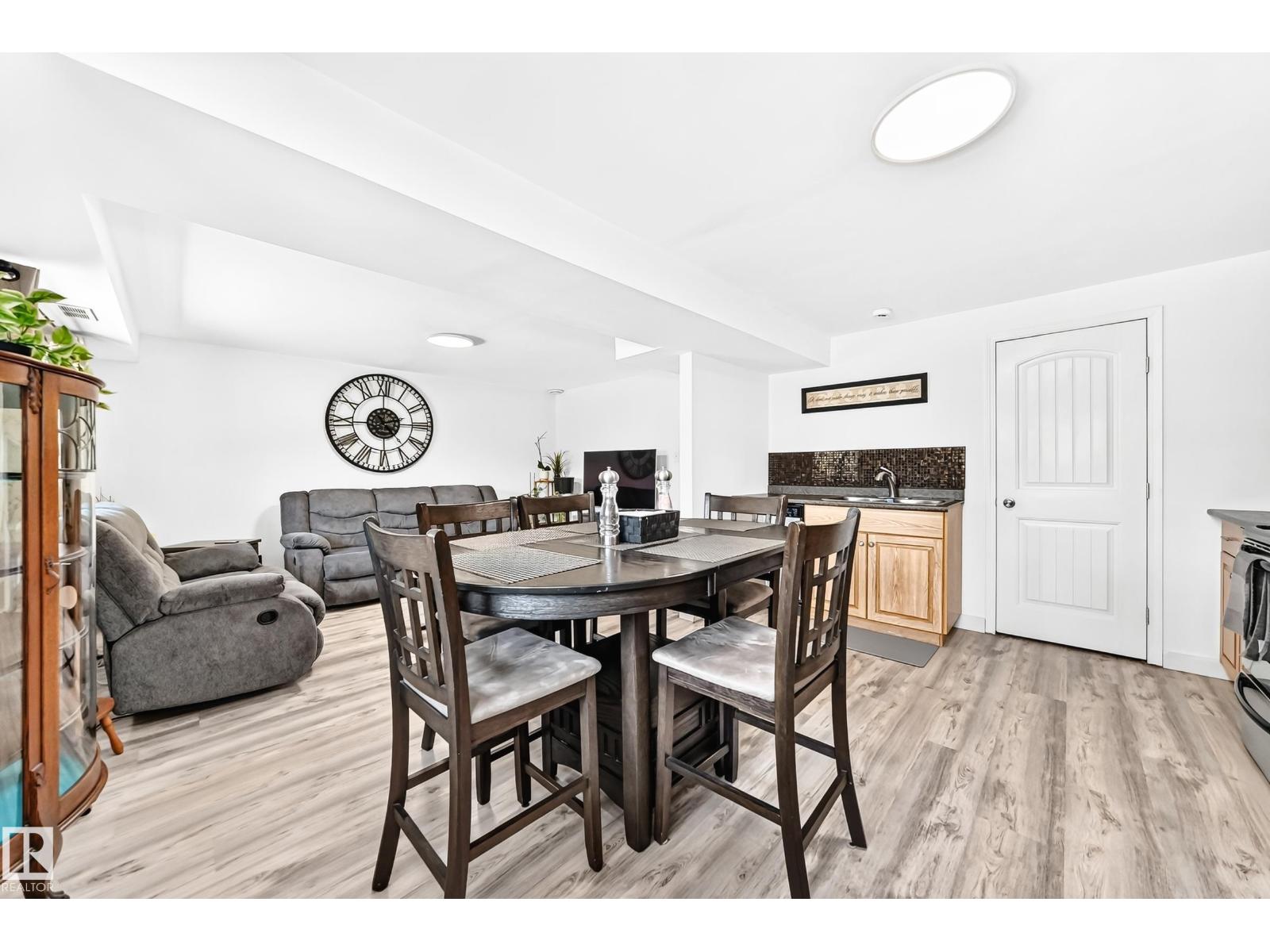 4228 114 AV NW — photo 39