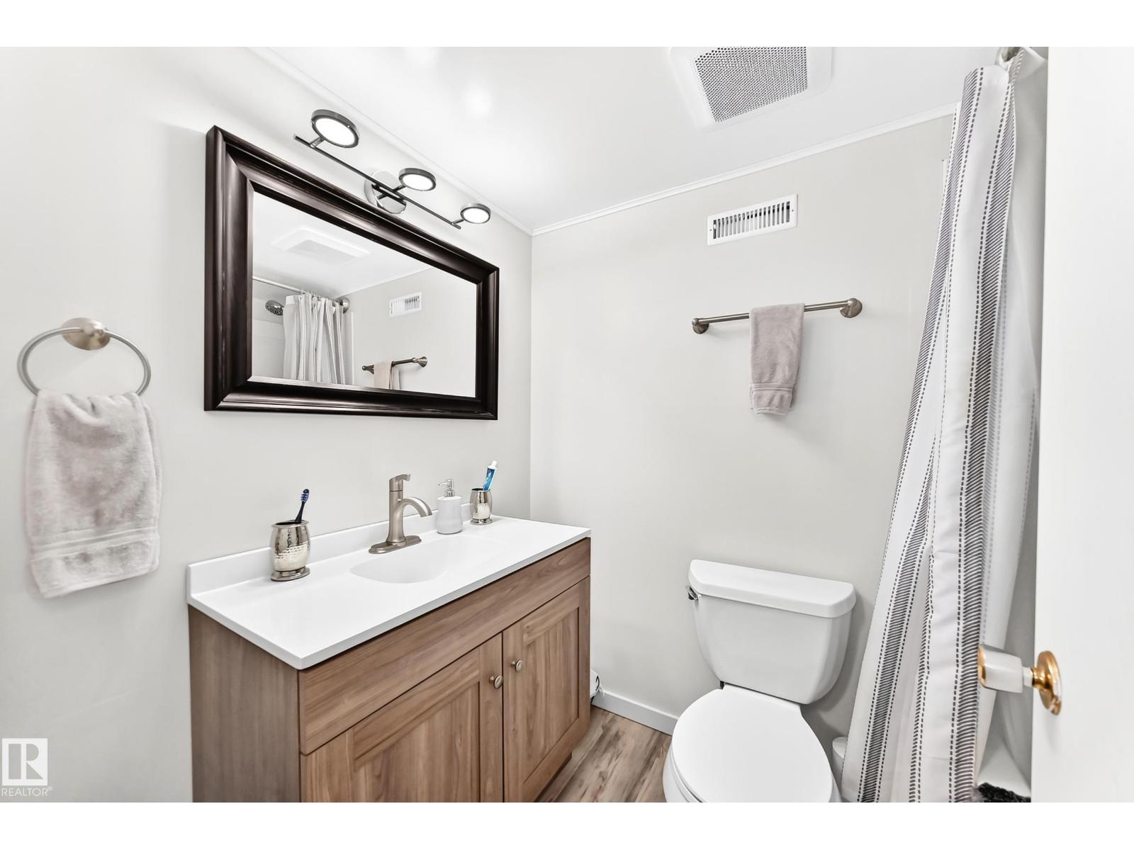4228 114 AV NW — photo 46