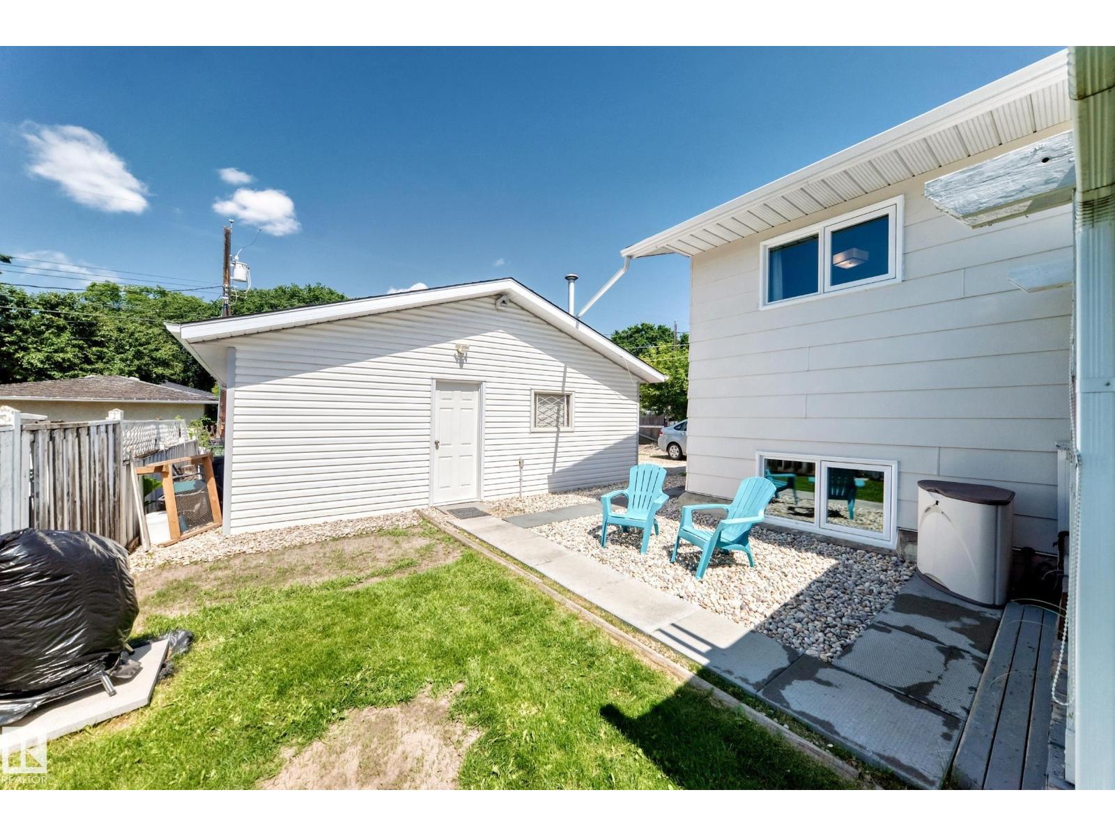 4228 114 AV NW — photo 57