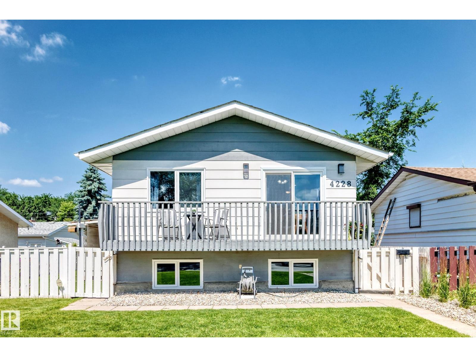 4228 114 AV NW — photo 67
