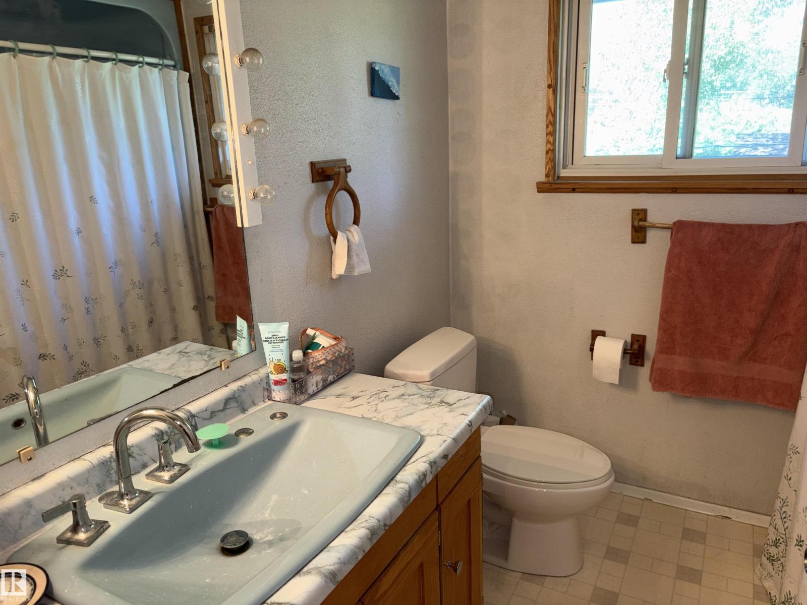 8812 146 ST NW - 26
