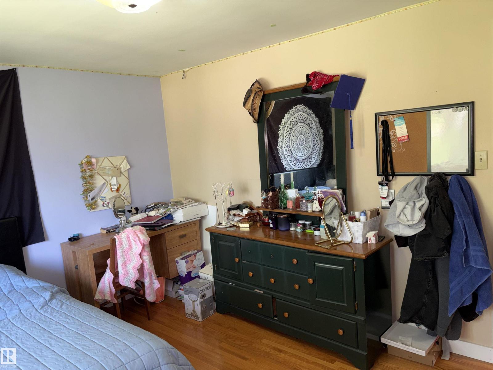 8812 146 ST NW - 29