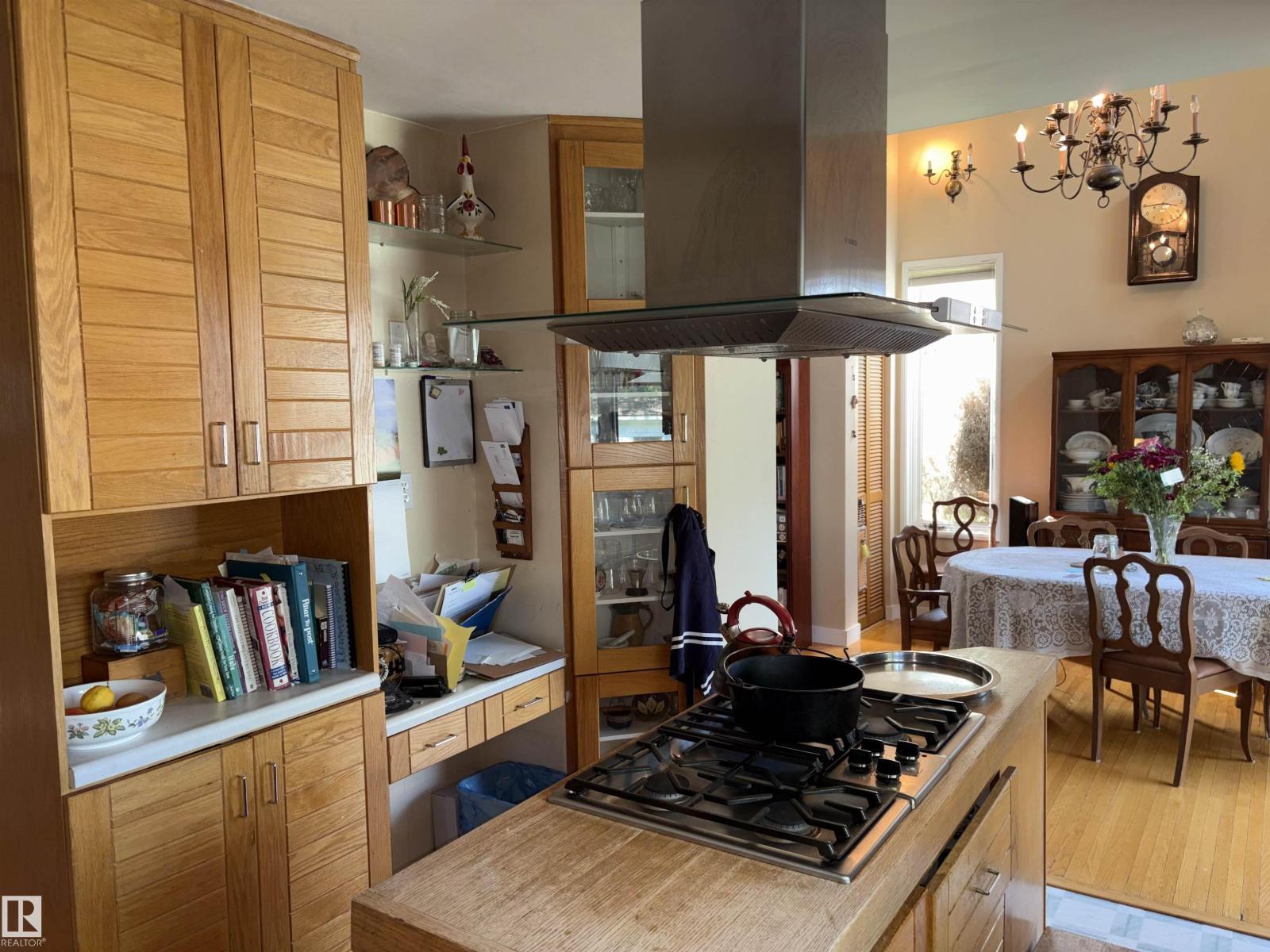 8812 146 ST NW - 22