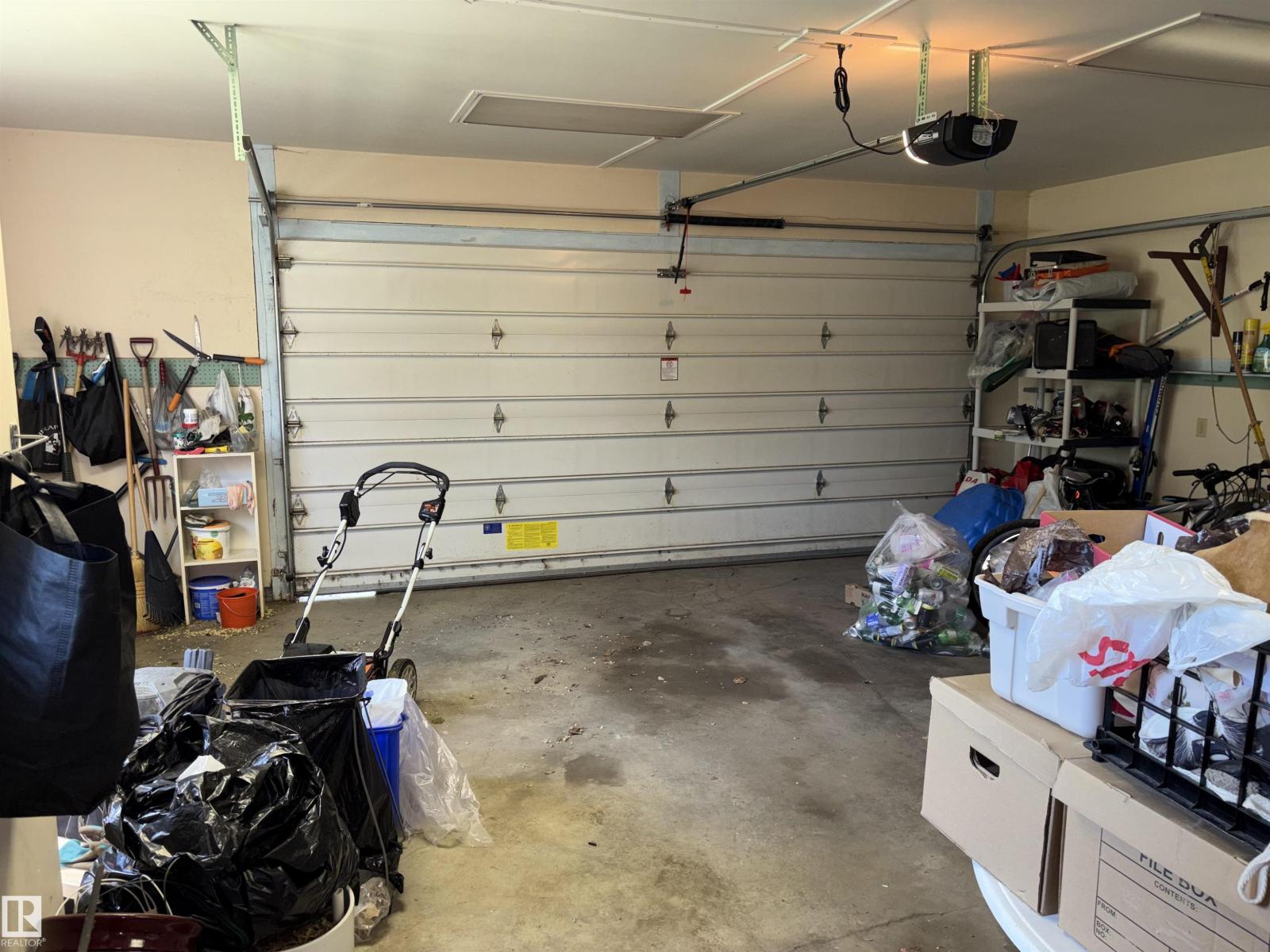 8812 146 ST NW - 40