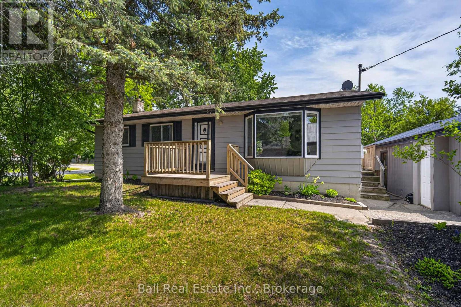 5 CHIPPEWA AVENUE - 1