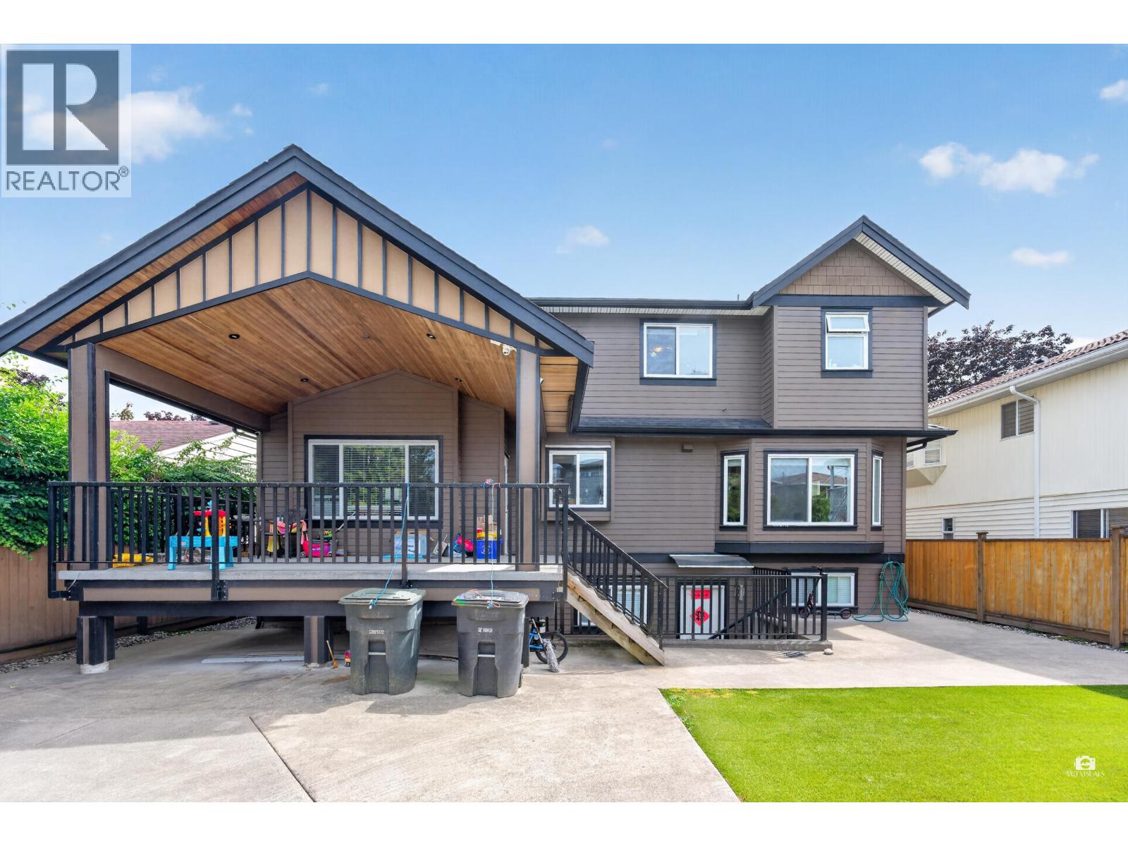 3873 PINE STREET, Burnaby