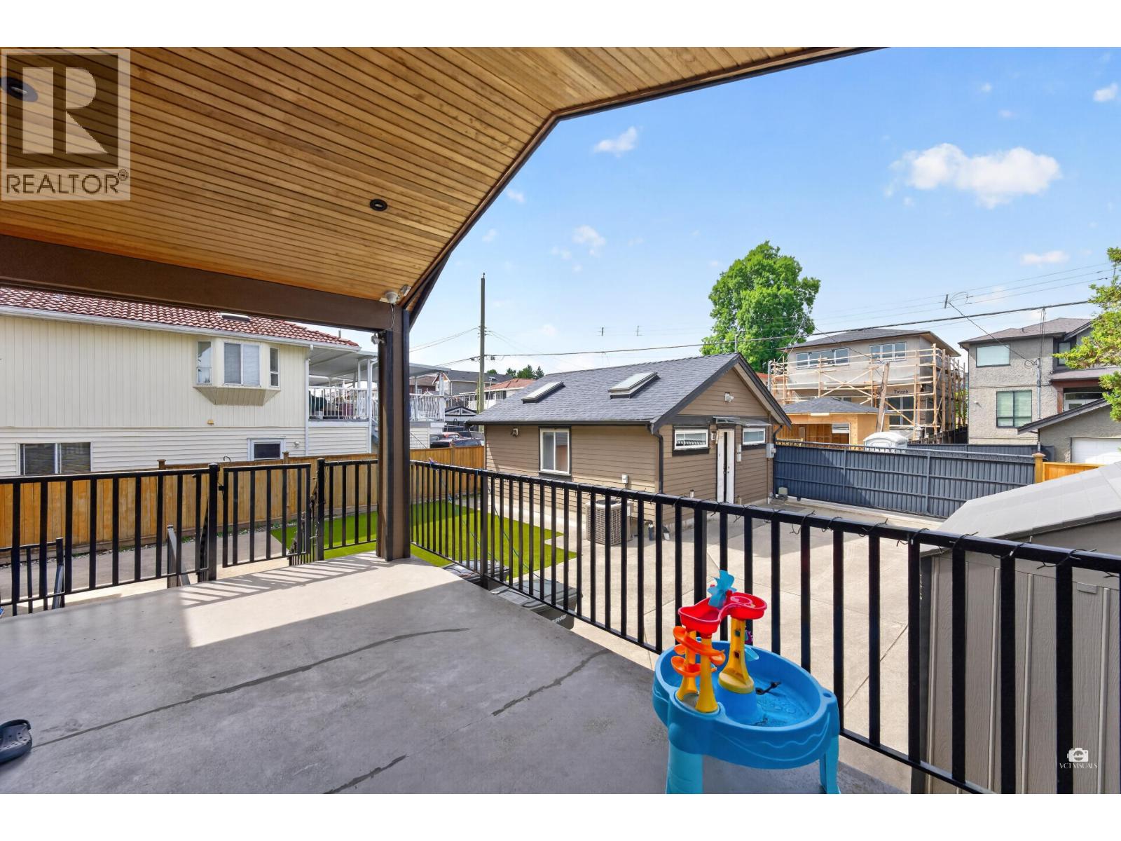 3873 PINE STREET, Burnaby