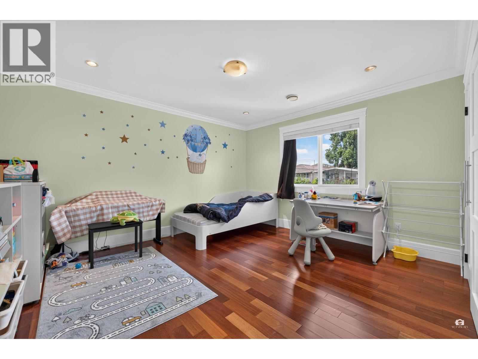 3873 PINE STREET, Burnaby