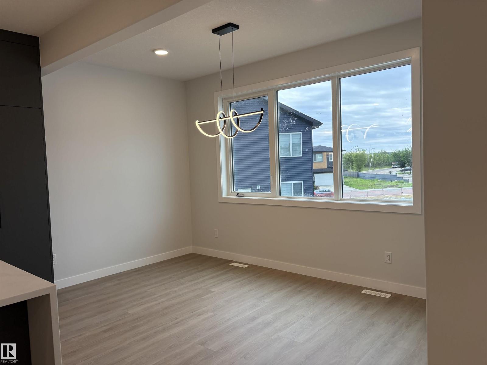 1039 151 Ave NW - 15