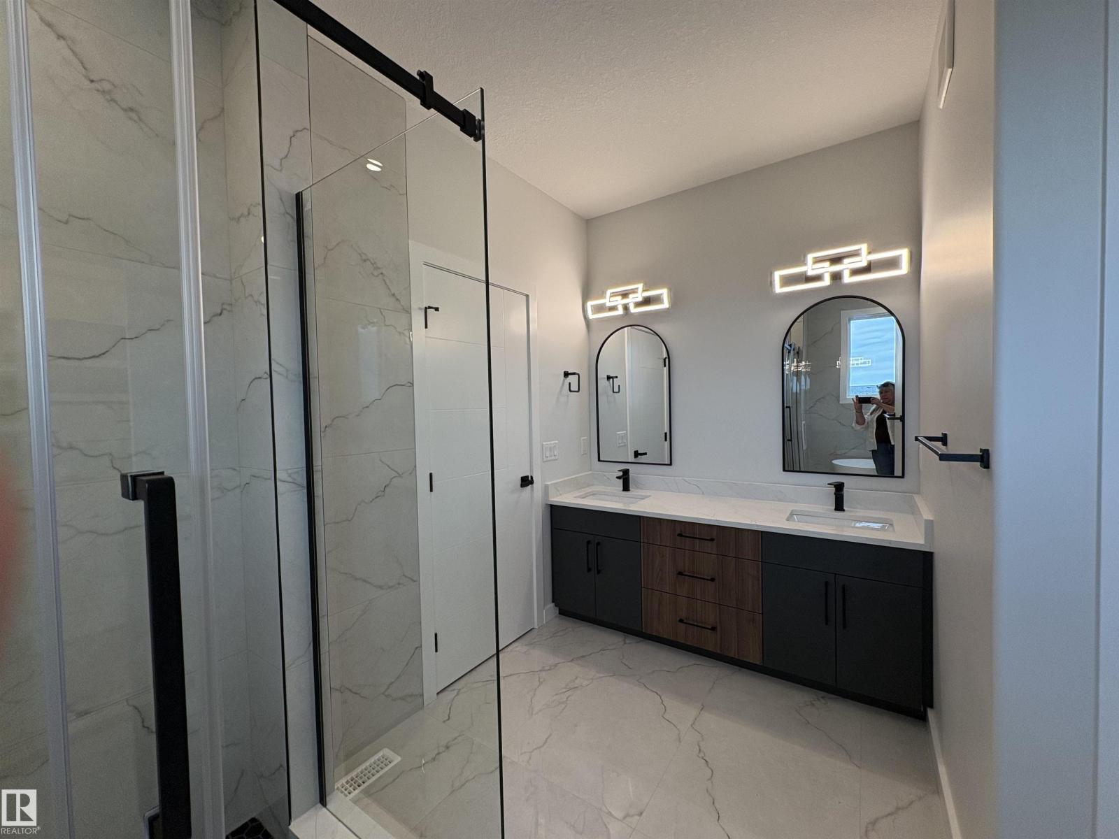 1039 151 Ave NW - 17