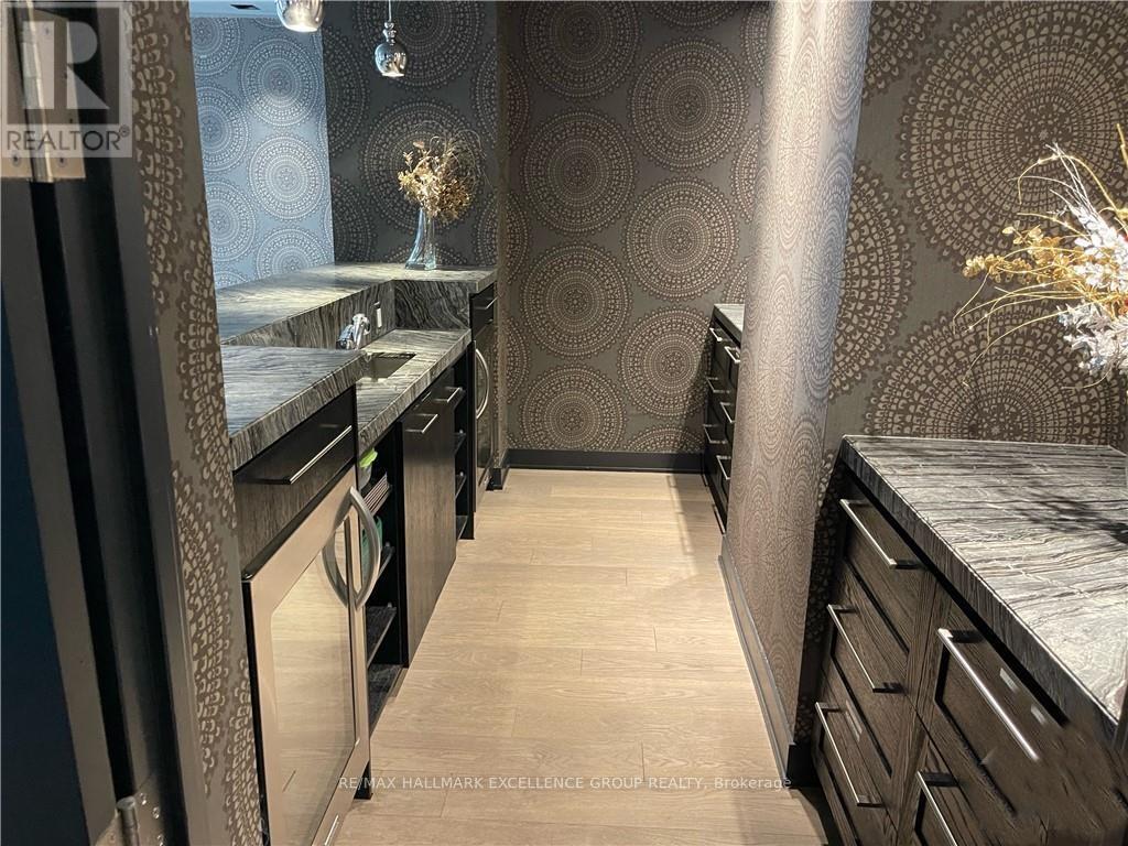 2 Bed, 2 Bath House for Rent in Ottawa – 1904 – 428 SPARKS STREET, Ottawa – MLS# X13552260 - Image 21
