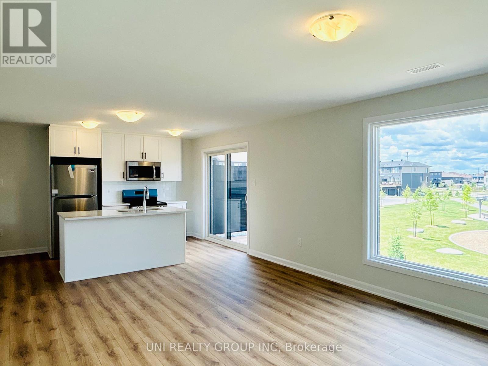 2 Bed, 2 Bath House for Rent in Ottawa – 607 FEEDMILL PRIVATE, Ottawa – MLS# X13552278 - Image 7