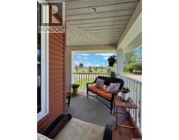 5pc Ensuite bath - 207 6th Street W, Carnduff, SK S0C0S0 Photo 6