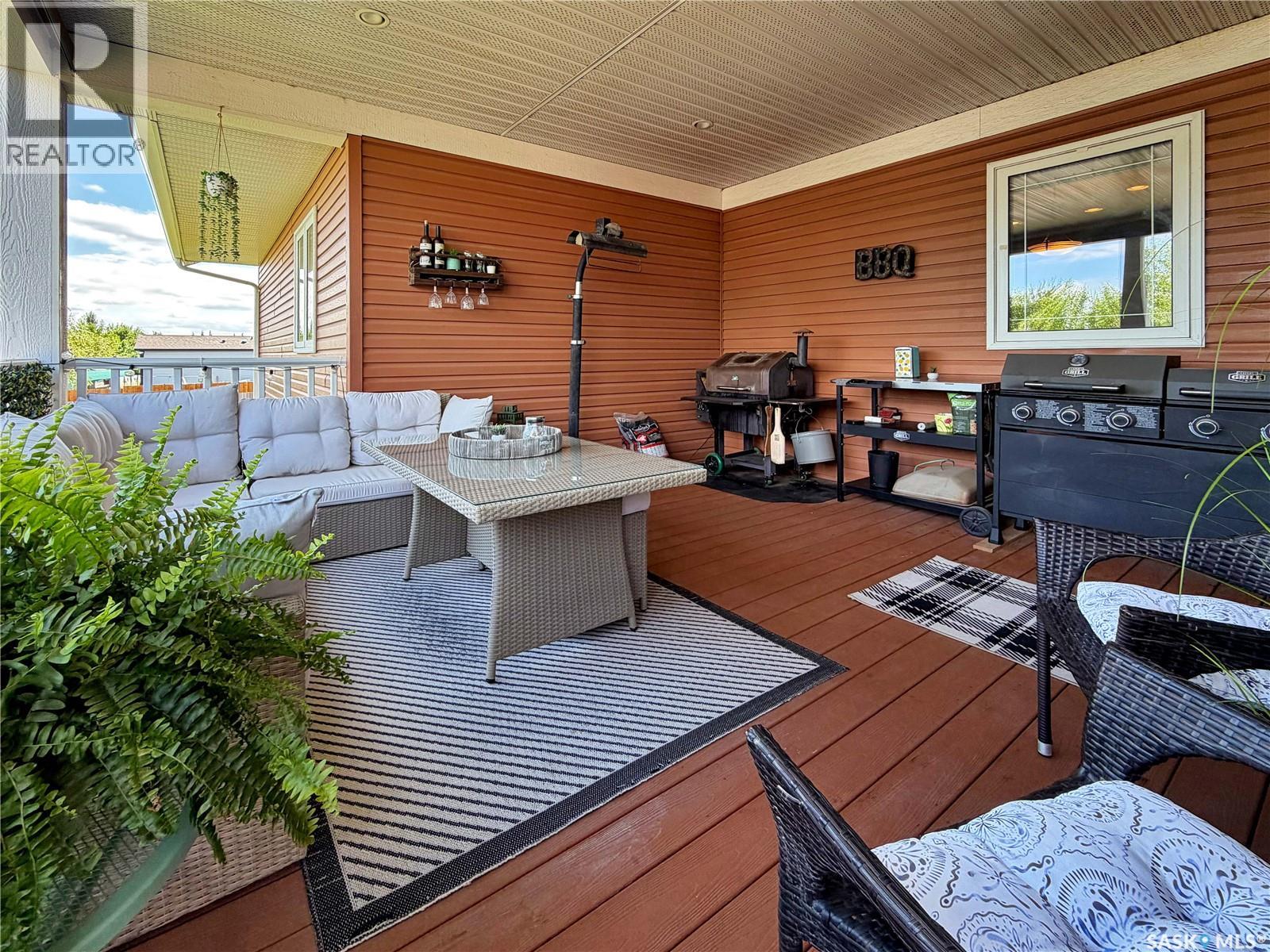 207 6th STREET W - 35